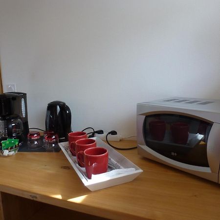 Redspring Chambres D'Hotes Coligny Екстериор снимка