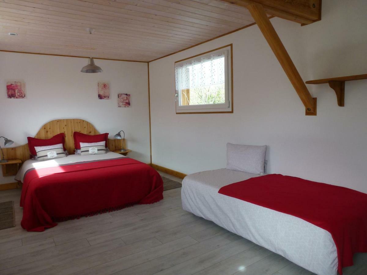 Redspring Chambres D'Hotes Coligny Екстериор снимка